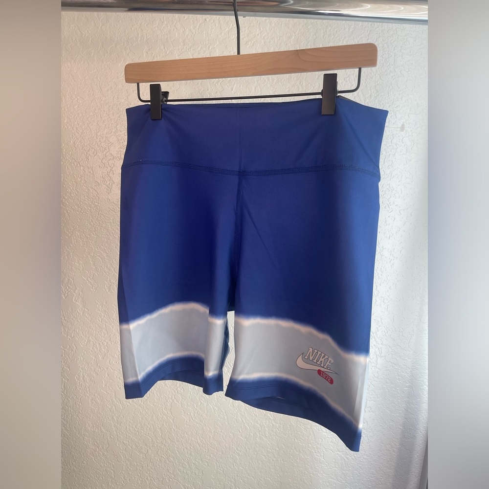XL Nike Athletic Performance Short Tights MSRP$45